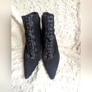🖤 Badgley Mischka suede black zippered booties sz 35 1/2